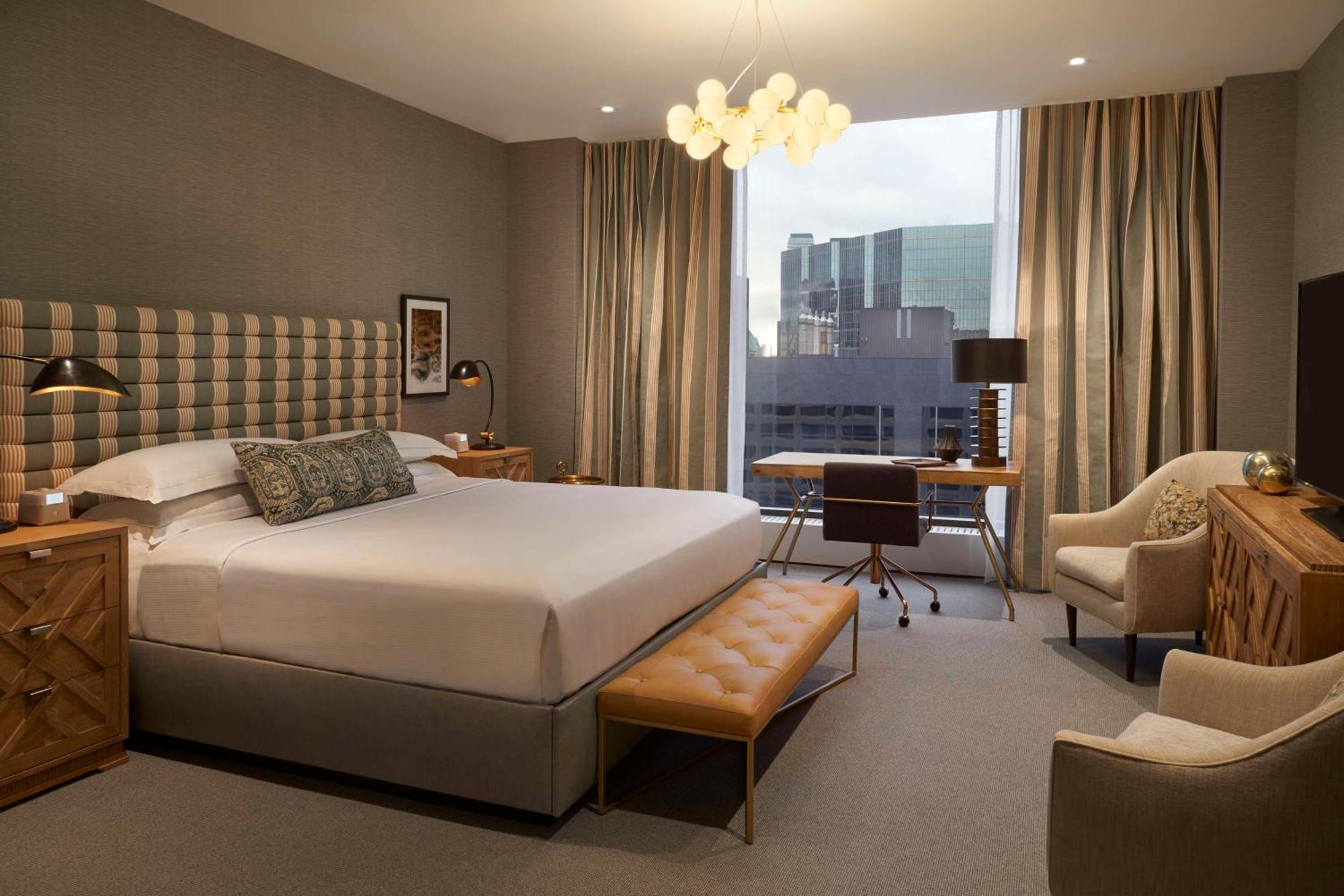Hilton Toronto Hotel Exterior photo