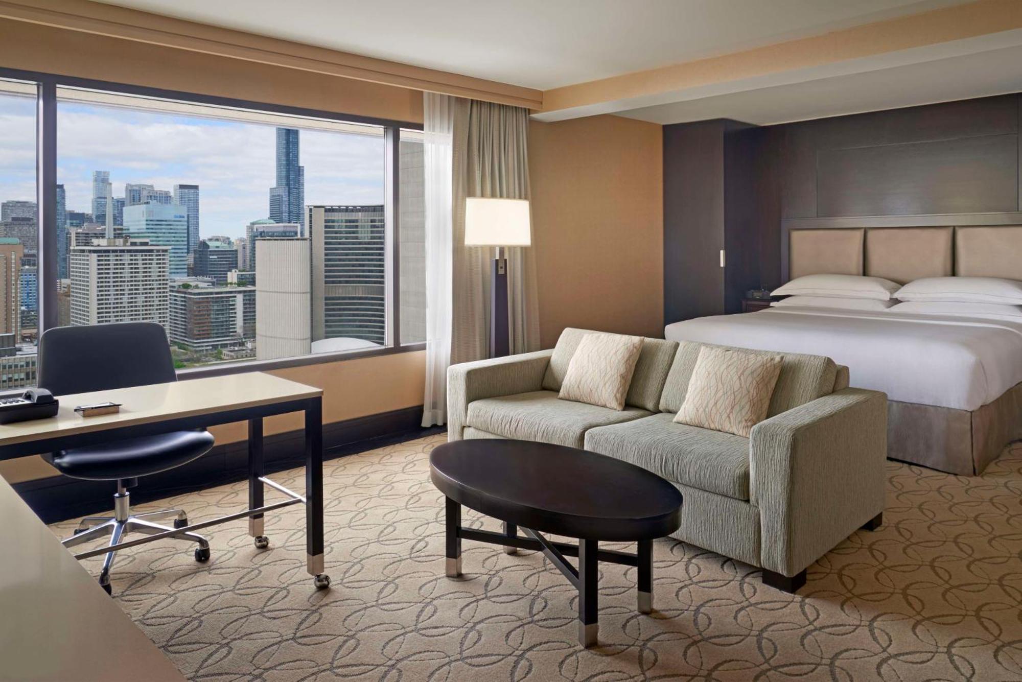 Hilton Toronto Hotel Exterior photo