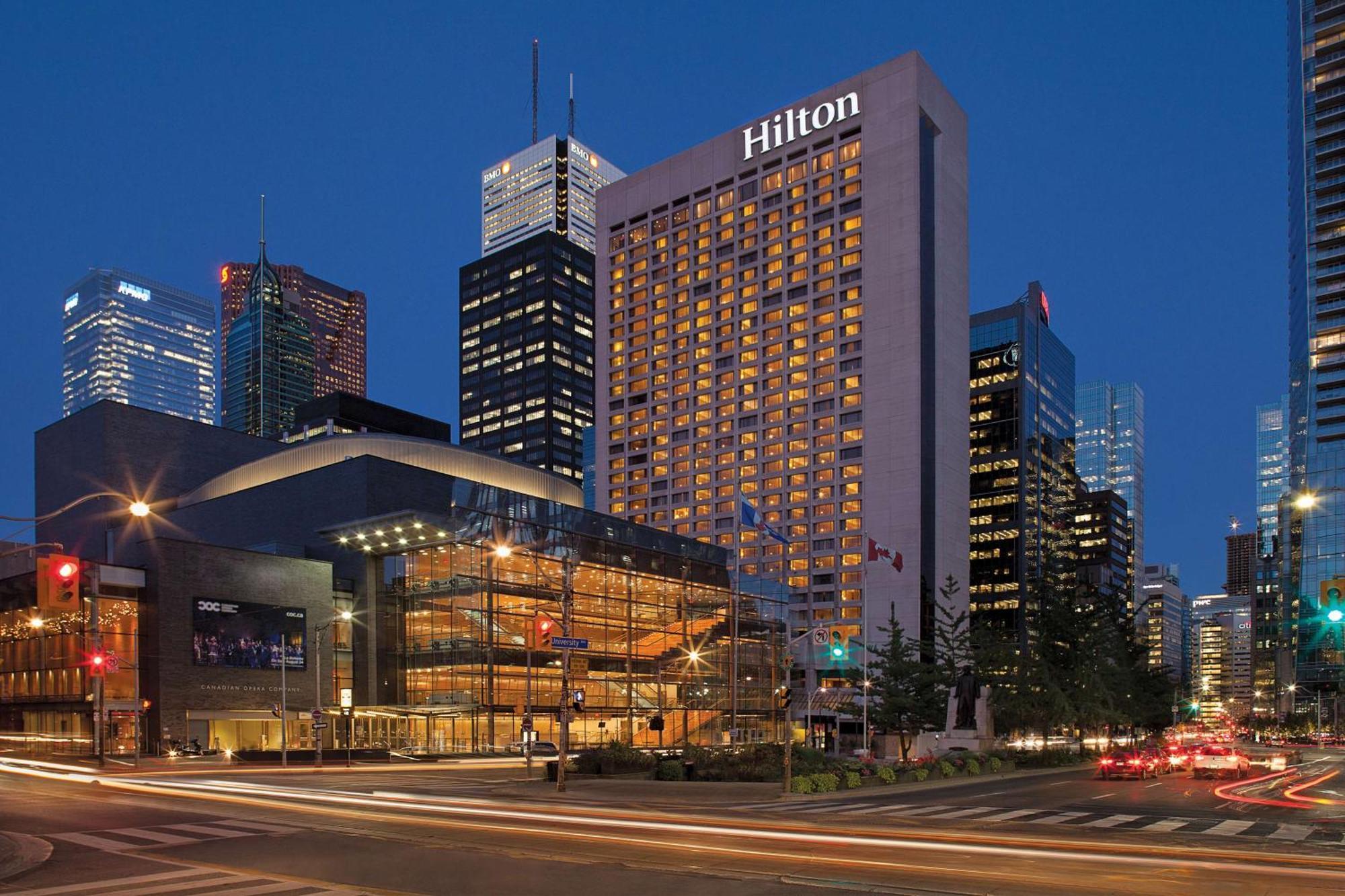 Hilton Toronto Hotel Exterior photo